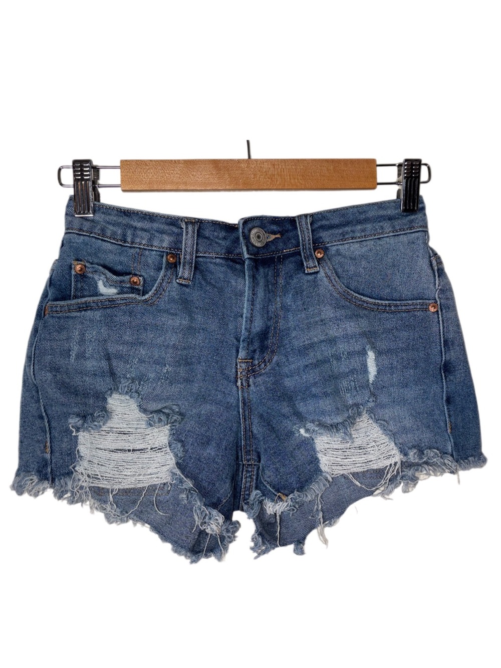 Almost Famous Women's Distressed Frayed Denim Shorts Medium Blue Size 0 Stretchy